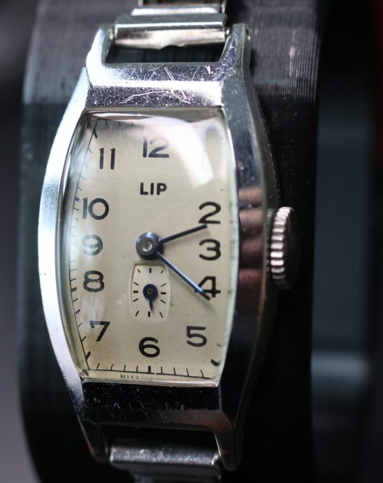 Montre Lip Vintage Mécanique Femme - Belle Montre Bracelet Ancienne à Remontage Manuel